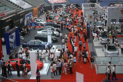 第四屆廣州購(gòu)車節(jié)圓滿落幕 3天吸引10萬(wàn)人潮，汽車租賃服務(wù)成亮點(diǎn)